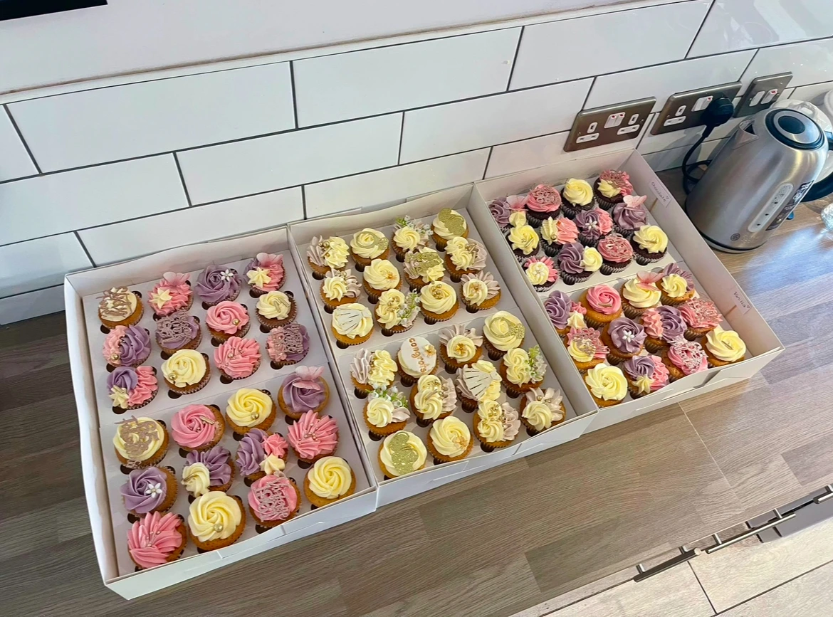 Box of 72 custom cupcakes